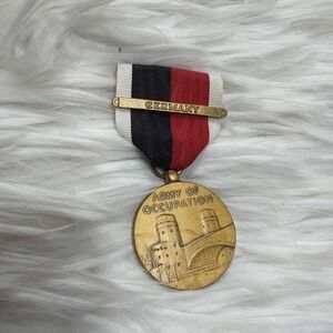 Antique WWII Army of Occupation Medal Set with GERMANY BAR WW2 Service Rare!!